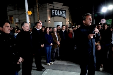 Massa recorrió el Conurbano, se mostró con Gray y remarcó la importancia del Estado