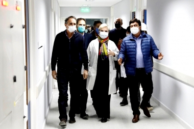 Espinoza y Katopodis supervisaron el final de obra para la apertura del Hospital René Favaloro