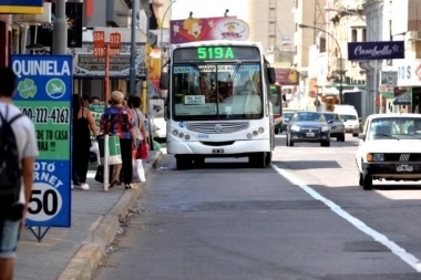 Paro de colectivos en el Área Metropolitana