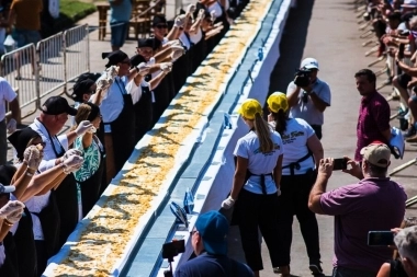 Destinos bonaerenses: los pueblos turísticos despiden el verano con sus fiestas