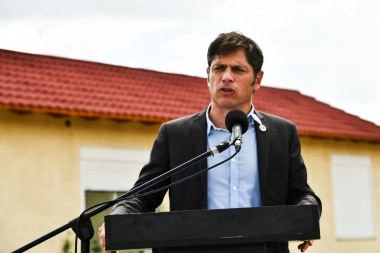 Desde Olavarría, Kicillof volvió a advertir sobre Milei: “El Gobierno Nacional pretende fundir a las Provincias”