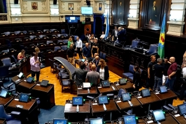 A última hora, molestias de los intendentes generaron tensión en el tratamiento del Presupuesto