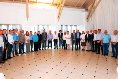 Con Massa y sin el kirchnerismo, Alberto se reunió con intendentes del Conurbano Bonaerense