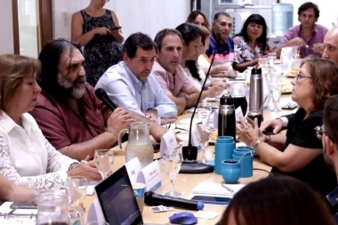 Suteba no llegó a un acuerdo con Provincia y exigió una “recomposición salarial inmediata”