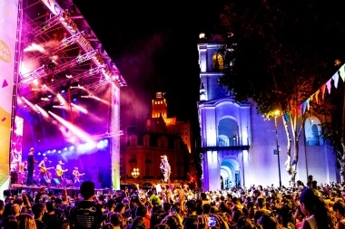 La Ciudad se prepara para la fiesta del Carnaval Porteño con fiestas en sus distintos barrios