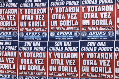 Polémica en Mar Del Plata por un cartel: “Son una ciudad pobre y votaron un gorila otra vez”