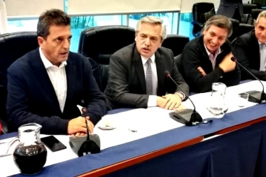 Alberto almorzó con Máximo Kirchner y Sergio Massa para coordinar la agenda parlamentaria