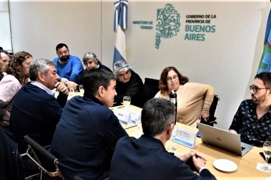 Provincia avanza con recategorizaciones y bonificaciones para los empleados estatales