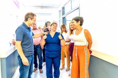 Plan de descentralización: Abella inauguró un nuevo Centro de Salud de San Felipe