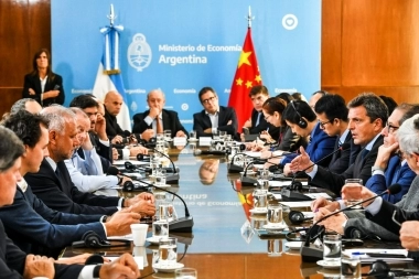 Argentina deja de pagar importaciones en dólares para hacerlo con moneda china