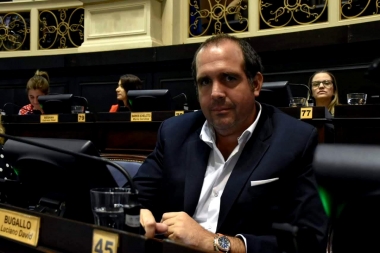 Bugalló denunció al intendente de Castelli por la aplicación de un “impuesto encubierto”
