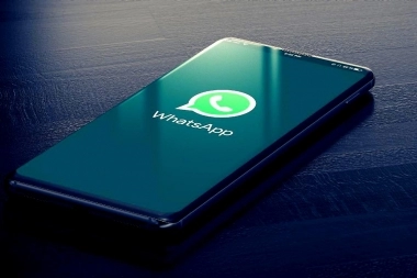 WhatsApp alista la tercera tilde azul en los chats: qué significa