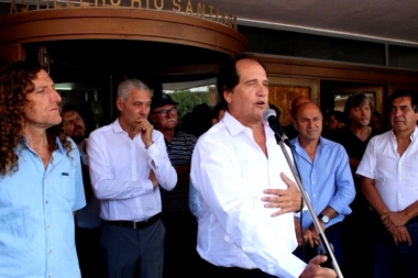 “Hasta el azúcar se llevaron”: Basteiro criticó el estado del Astillero Río Santiago en la gestión Vidal