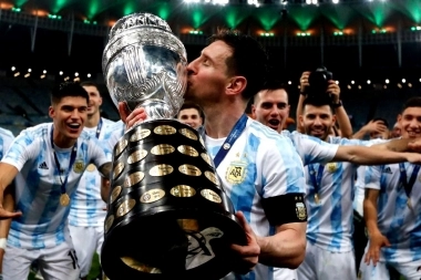 Vuelve el público a las canchas de fútbol con el partido Argentina-Bolivia