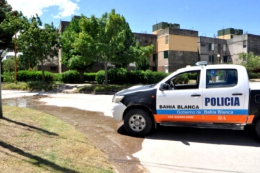 Una mujer fue detenida en Bahía Blanca, acusada de apuñalar a su pareja en una discusión