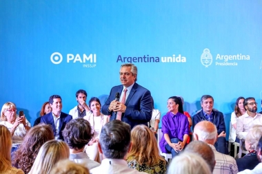 Vivir Mejor: Alberto presentó un listado de medicamentos gratuitos para afiliados del PAMI