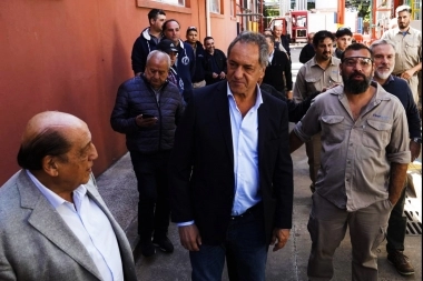 Scioli afina su campaña presidencial: visitó a Mussi en Berazategui