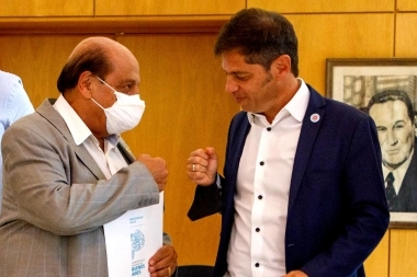 Un histórico alcalde del Conurbano despejó dudas y pidió por una reelección de Kicillof