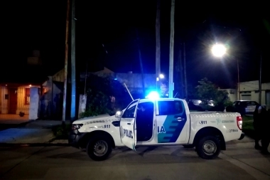 Poliladron en Pilar: fueron a allanar una vivienda y los acusan de robar 325 mil pesos