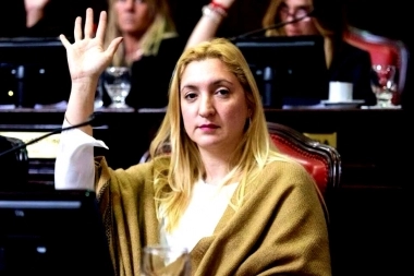 El ping pong de preguntas de Cronos: Aldana Ahumada, senadora bonaerense