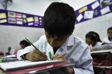 Una senadora del PRO busca restringir el lenguaje inclusivo en escuelas bonaerenses