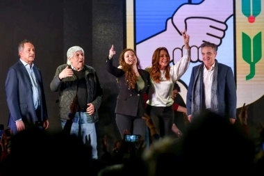 Scioli reafirmó su candidatura y lanzó a Hugo Moyano como su precandidato a diputado nacional