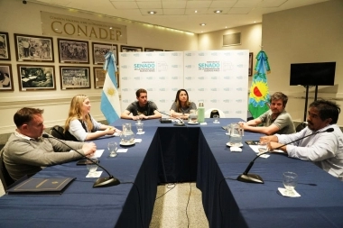 Comerciantes y PyMEs apoyaron un proyecto para simplificar habilitaciones y permisos en la Provincia