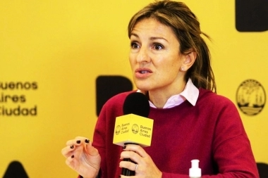 Acuña afirmó que habrá “sanciones” para los docentes que usen el lenguaje inclusivo