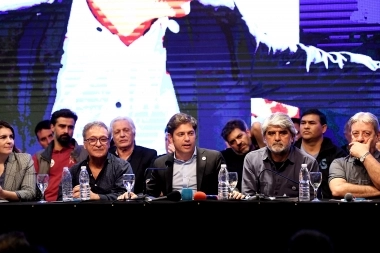 Kicillof encabezó acto con un sindicato y prometió “ganar las próximas elecciones”