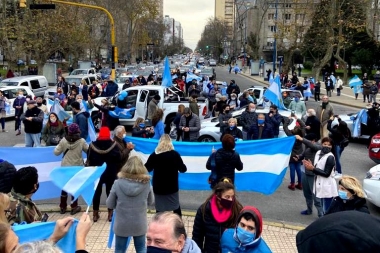 Banderazo y manifestaciones a favor de Vicentin y en contra de la cuarentena