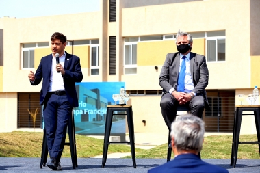 San Antonio de Areco: junto a Alberto, Kicillof participó de la entrega de viviendas del Procrear