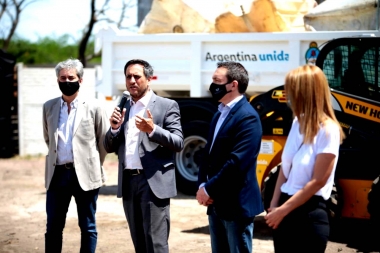 El Ministerio de Ambiente entregó equipamiento para la gestión de residuos en Florencio Varela
