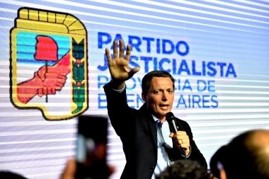 Gray cuestionó la renuncia de Máximo Kirchner y mandó un mensaje