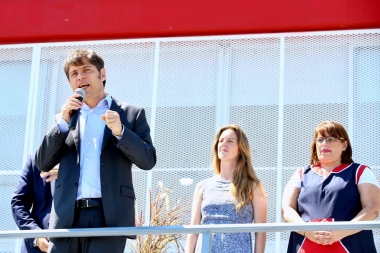 Kicillof inauguró un jardín en Exaltación de la Cruz: “Hay que invertir lo necesario en educación”