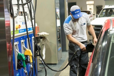 YPF bajó el precio de sus naftas, pero subió el del gasoil: cómo quedaron los precios