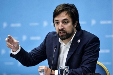 Kreplak criticó las renuncias en el ministerio de Salud de la Nación y culpó al ajuste de Milei