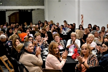 El municipio de Tigre agasajó a mujeres trabajadoras y destacó el inicio de obras de salud