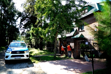 Esteban Echeverrría: clausuraron un hostel en donde había 21 alemanes y 2 estadounidenses