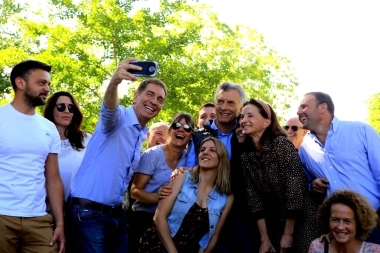 Santilli hizo campaña con Mauricio Macri en Miramar, Balcarce y Tandil