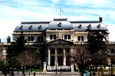 Quiénes son los diputados y senadores que debutarán en la Legislatura bonaerense