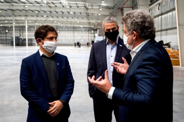 Kicillof visitó una zona primaria aduanera que genera cien puestos de trabajo en Avellaneda