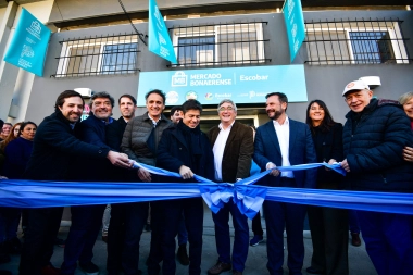 Kicillof, Katopodis y Sujarchuk inauguraron un nuevo Mercado Bonaerense Fijo en Escobar