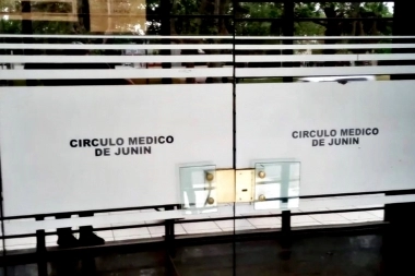 A base de reclamos, afiliados de IOMA repudian el pacto con el Circulo Médico de Junín