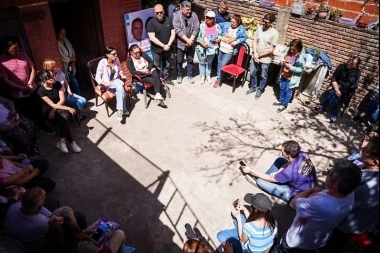 Mayra Mendoza encabezó una mateada con vecinos de San Francisco Solano