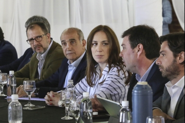 Mate, paseo a caballo y gestión: Vidal viajó a Las Flores para una nueva reunión de Gabinete