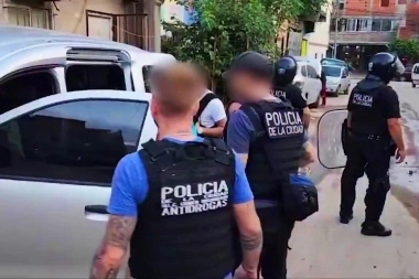 Golpe al narcomenudeo: detuvieron a tres sospechosos de integrar la banda de "Los hermanos Cayeta"