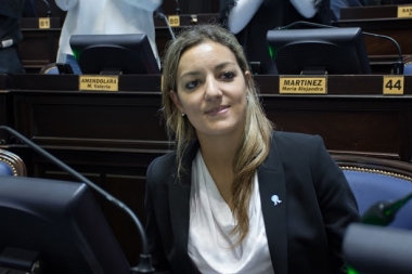 Polémico: diputada de Cambiemos quiere prohibir que se fume en plazas y espacios verdes
