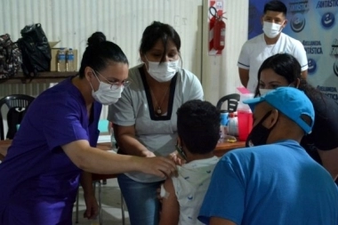 Vacunación Covid: Provincia enviará turnos para niños de 6 meses a 3 años