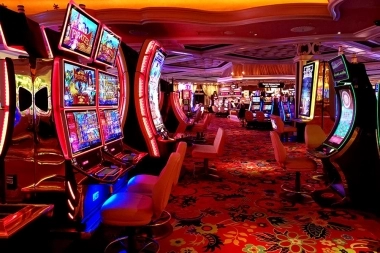 El Gobierno bonaerense apuesta por el juego y anunció la extensión de los contratos con casinos