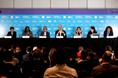 Junto a los alcaldes de Londres y Bogotá, Larreta cerró la Cumbre del C40